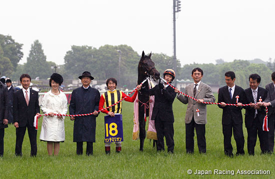 Yushun Himba (Japanese Oaks) (G1)