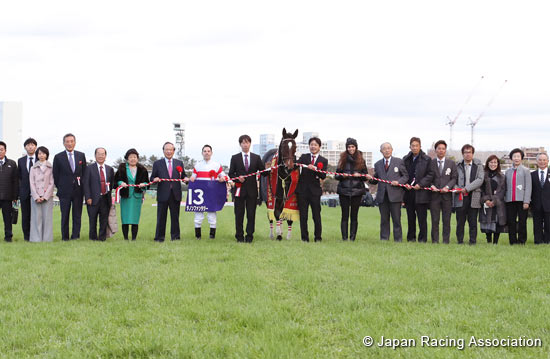 Hanshin Juvenile Fillies (G1)