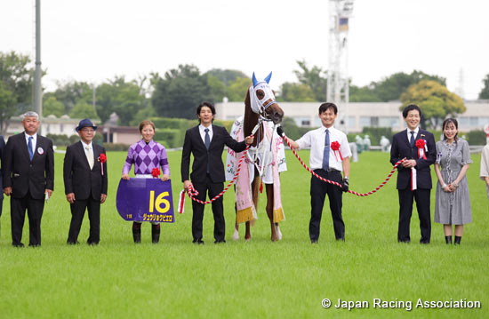 Yushun Himba (Japanese Oaks) (G1)
